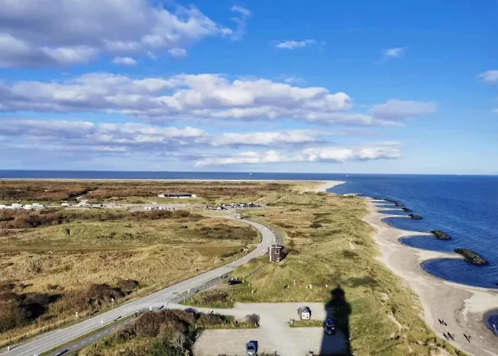 8 Person In Skagen-by Traum *